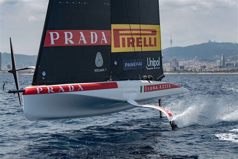 barcelona america's cup clothing